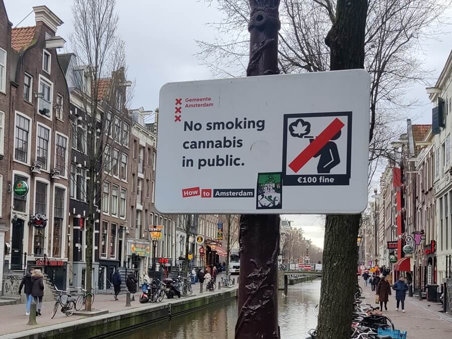 Red Light District - No cannabis