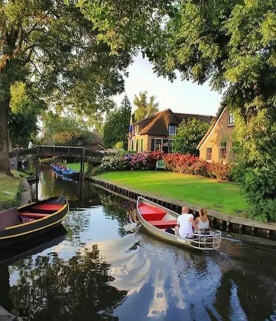 Fluisterboot Giethoorn