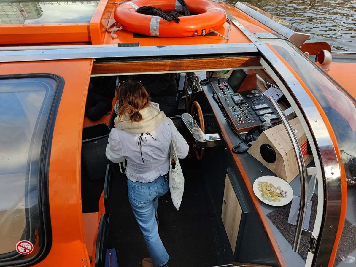 Steps to board the boat