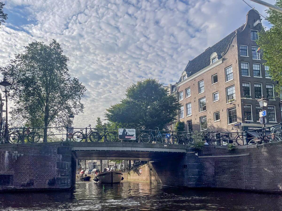 resized_image_8 Stromma Amsterdam open boat cruise