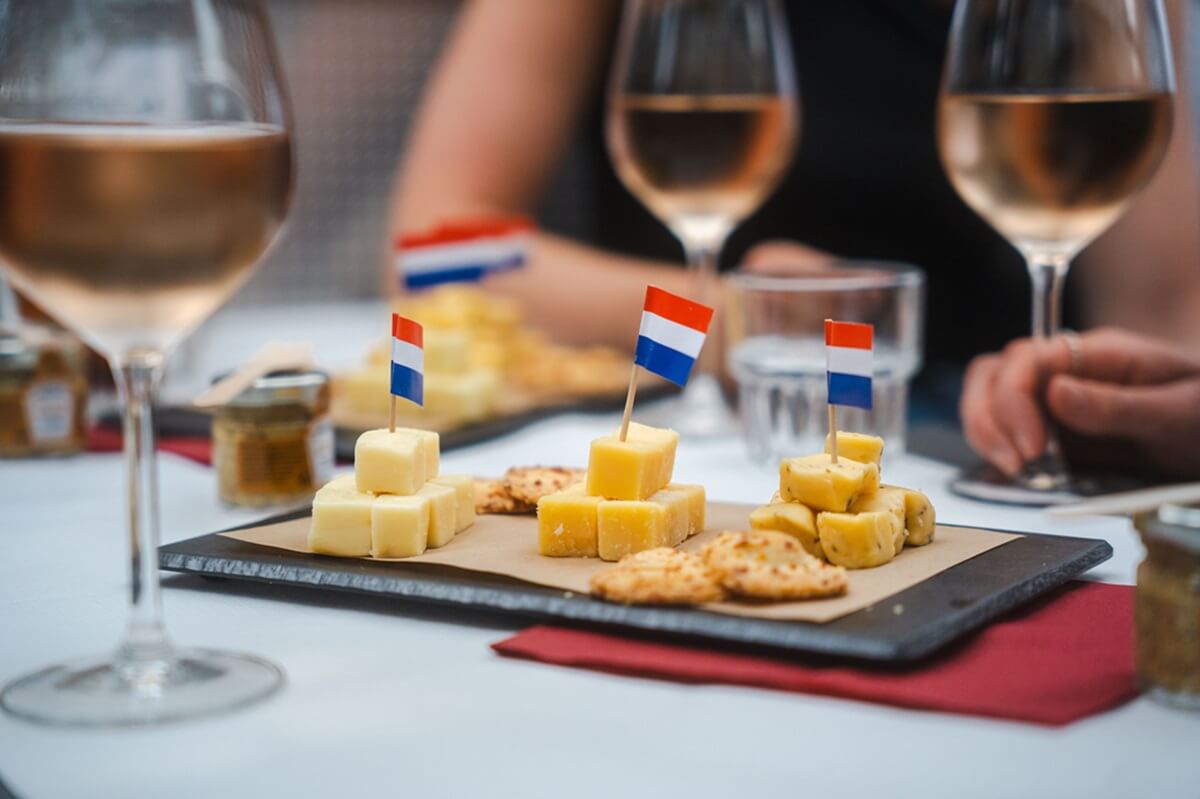 Canal Tours Amsterdam Cheese & Wine Canal Tours Amsterdam Cheese & Wine