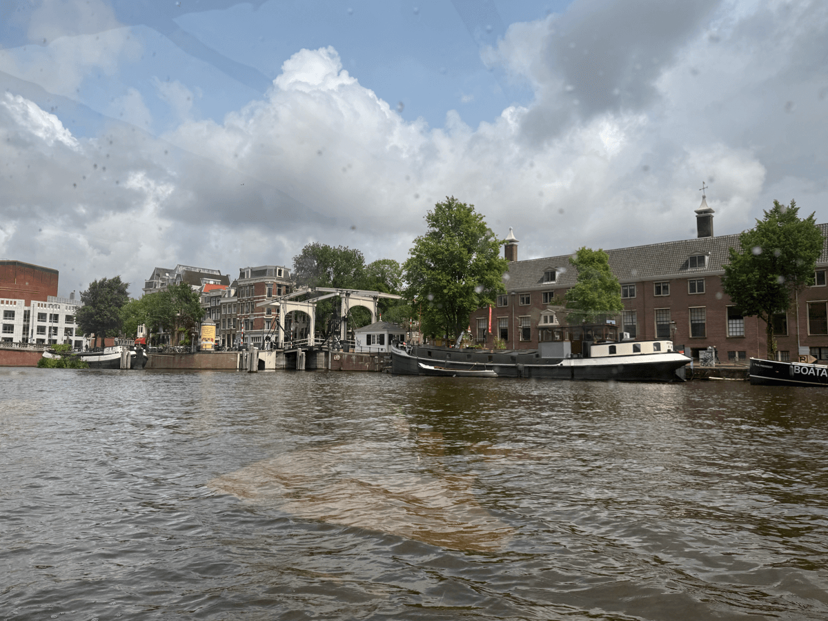 VR boat ride 7 Amsterdam VR boat ride
