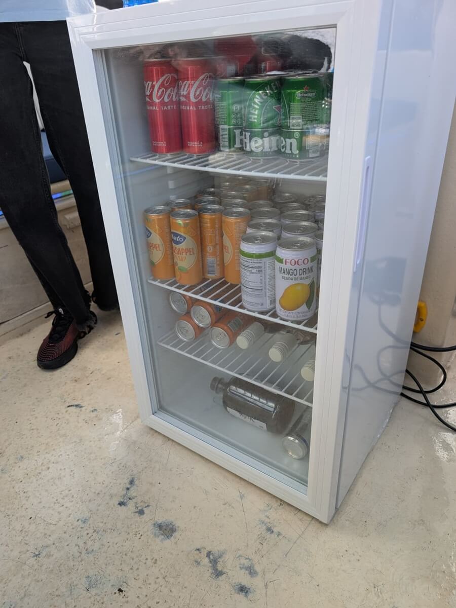Cloud Boat fridge with cooled softdrinks and beer