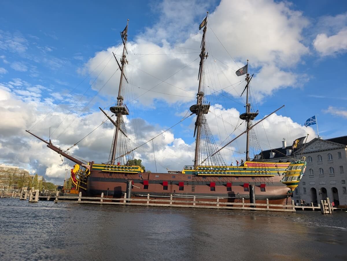 The replica VOC sailing ship in front of the maritime museum