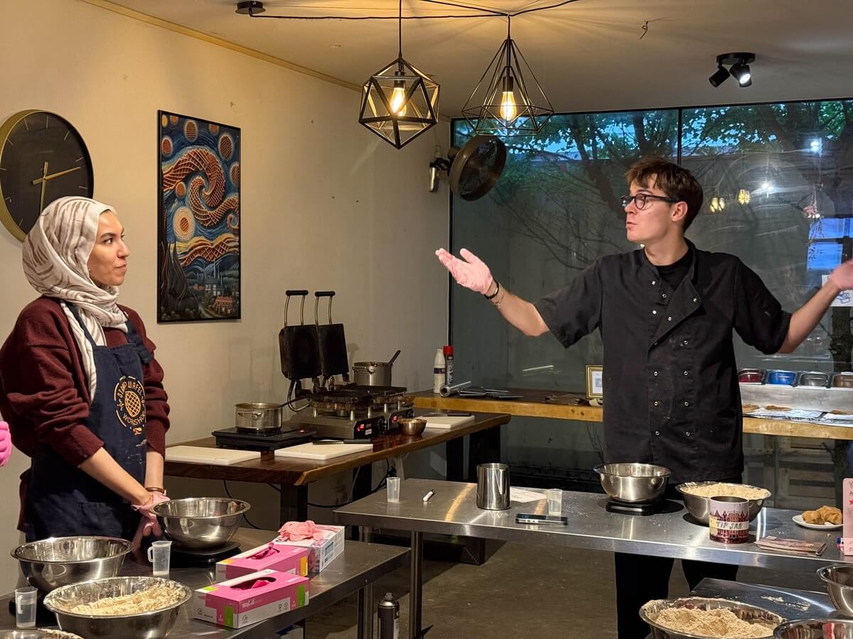 Learning to make stroopwafels Learning to make stroopwafels