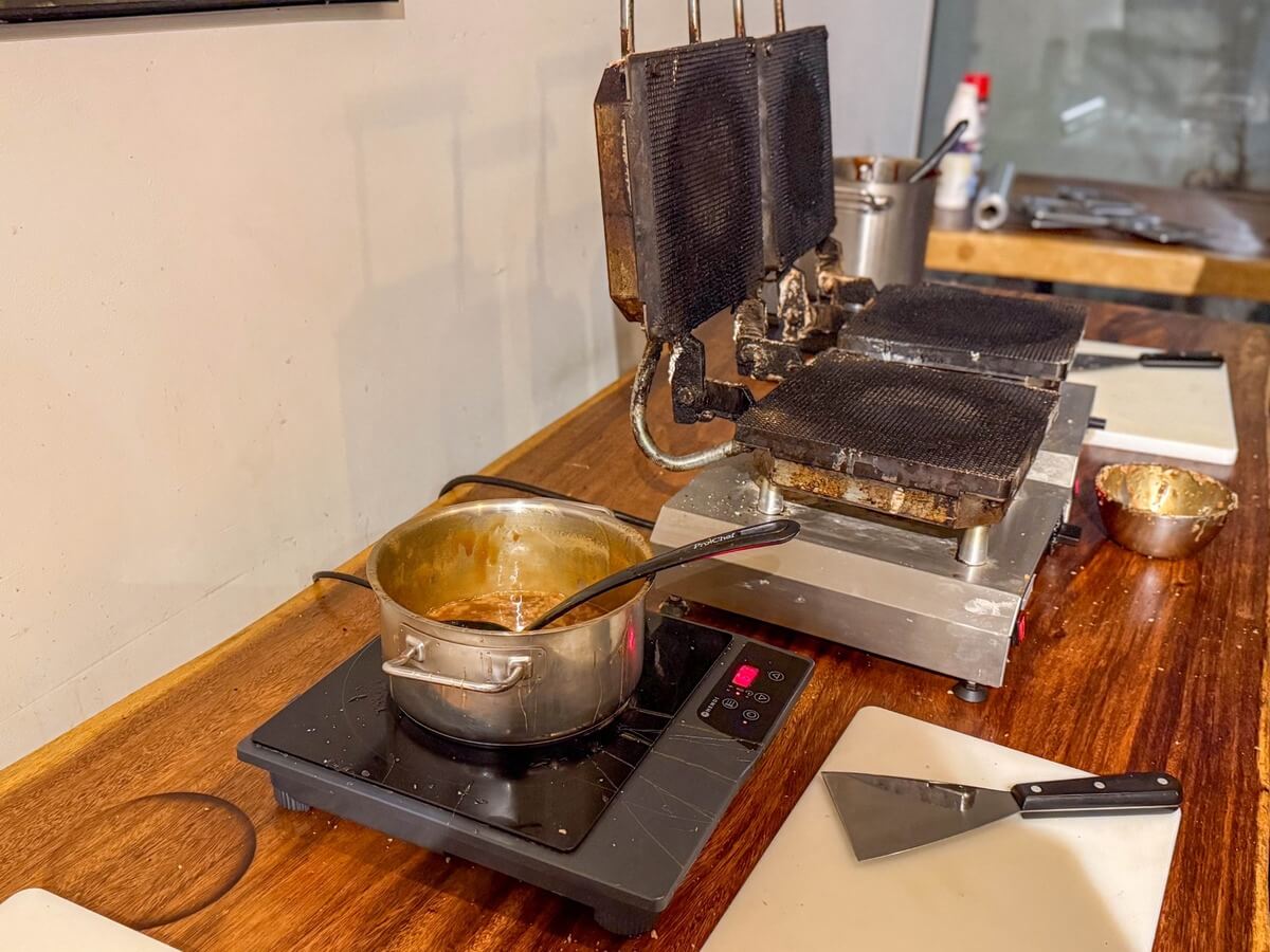 Stroopwafel making in Amsterdam Stroopwafel making in Amsterdam