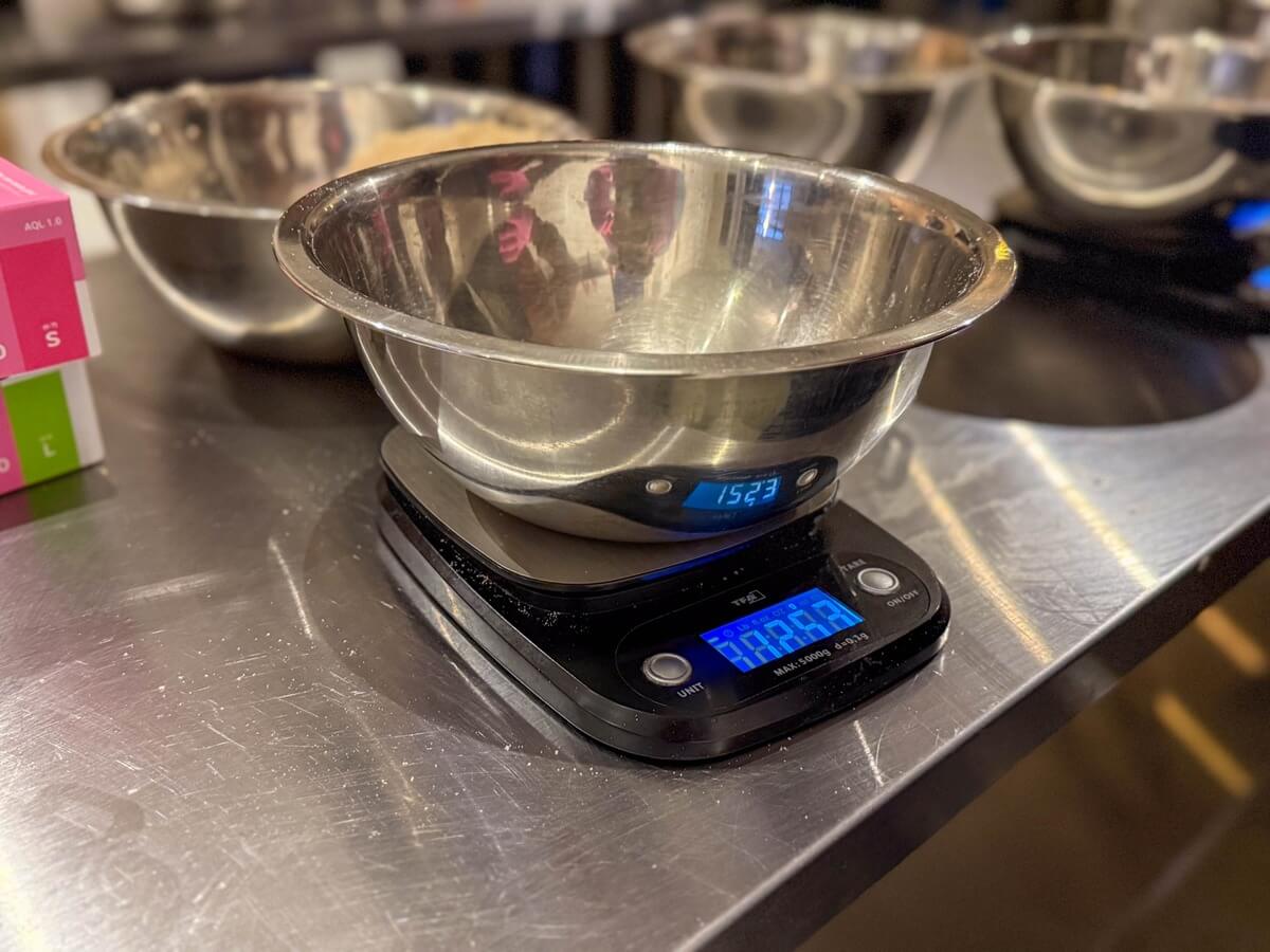 Weighing the stroopwafel ingredients Weighing the stroopwafel ingredients