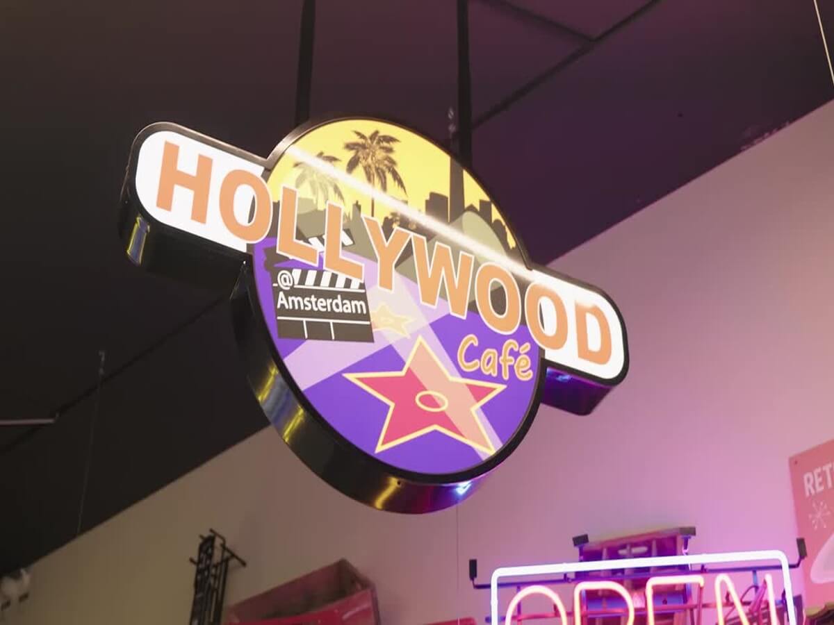 Hollywood Entertainment Center