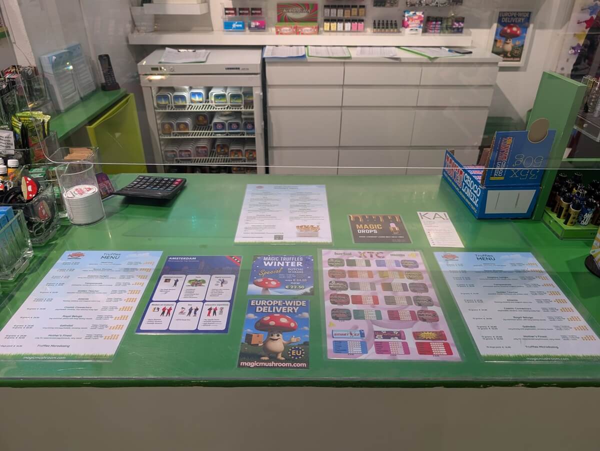 The Magic Mushroom Gallery smartshop - check out counter