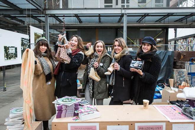 IJhallen flea market