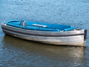 Herensloep - rental boat with luxury cushion set available at Eco boats East