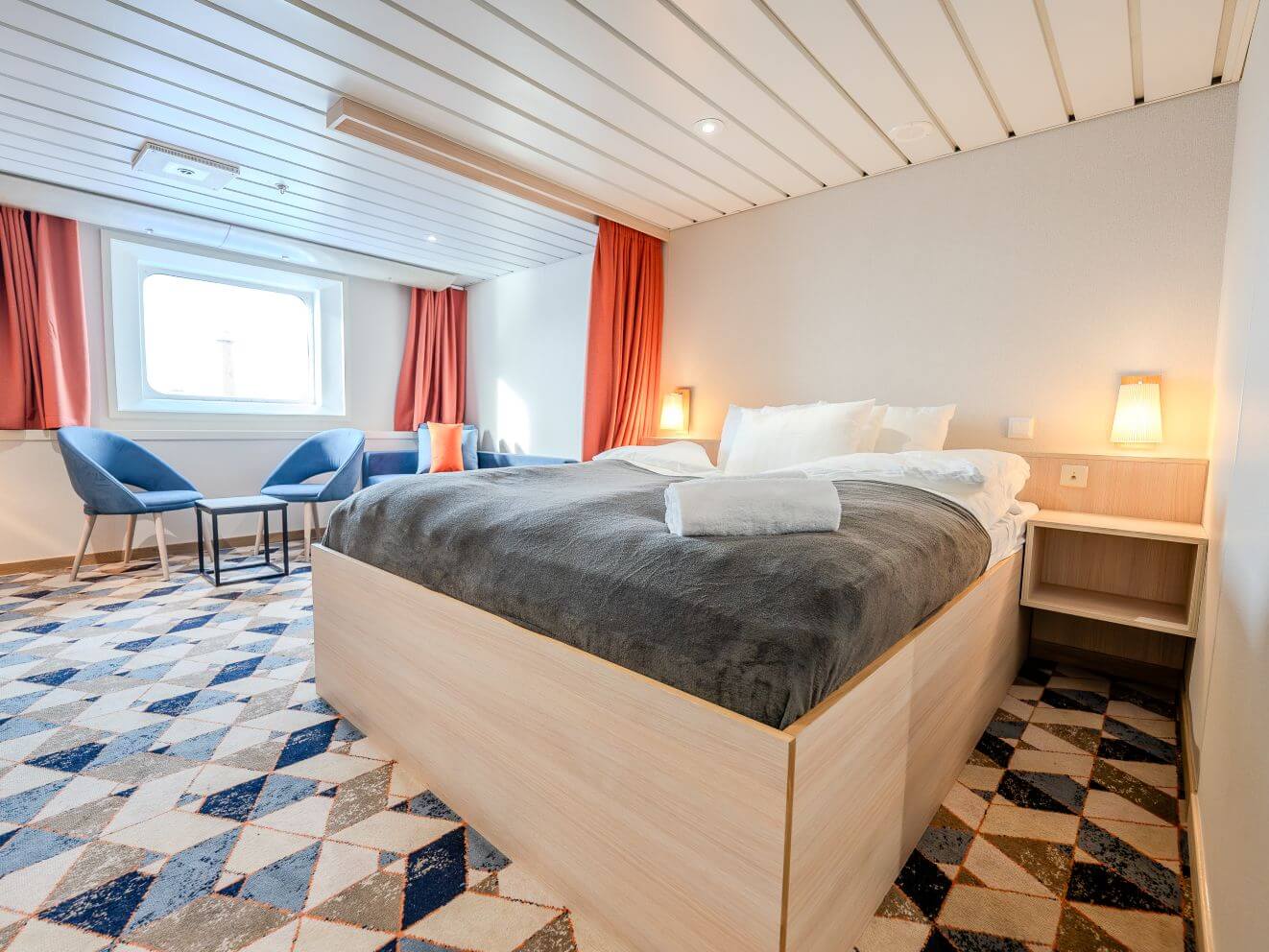 Commodore De Luxe cabin DFDS Newcastle Amsterdam